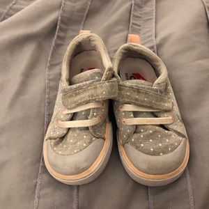 See Kai Run Grey polka dot sneakers size 7 toddler